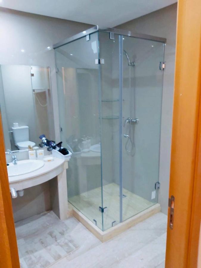 Luxueux Appartement Entre Gueliz Et L'Hivernage Avec Wifi Marrakesh Exteriör bild